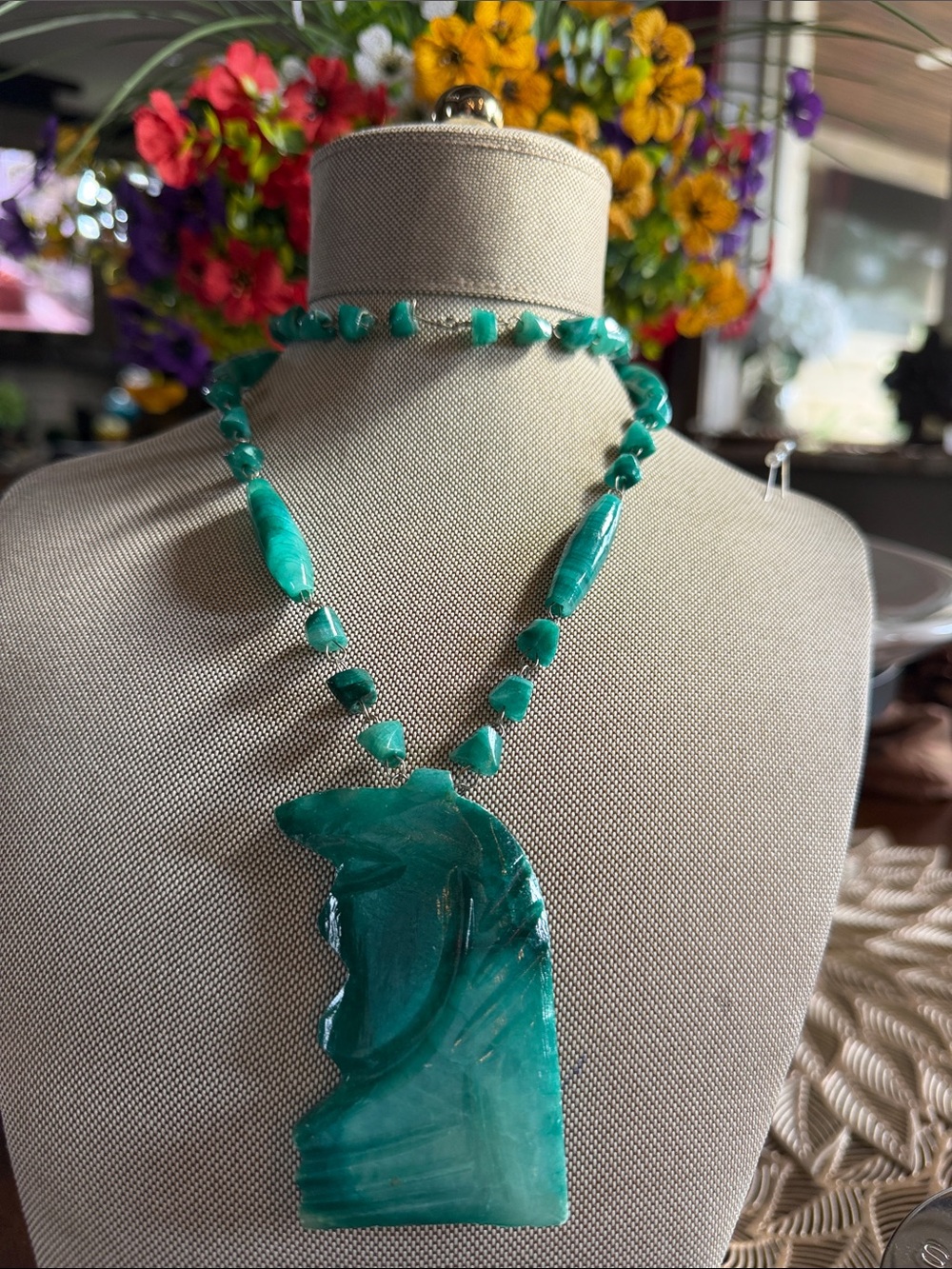 Vintage Mexican Jade Carved Mayan Warrior - AMAZING COLOR!!! 26in w/3 in pendant